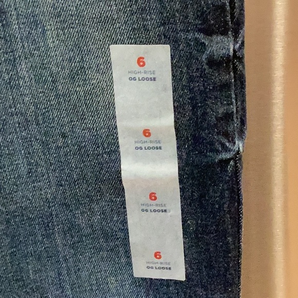 Old Navy Women’s Dark Blue Jeans size 6 - Picture 3 of 8
